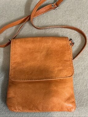Vera Pelle Burnt Orange Leather Crossbody Bag